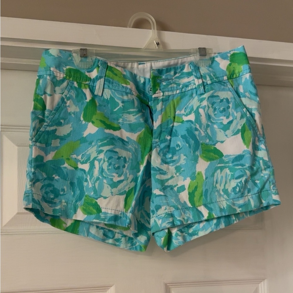 Lilly Pulitzer Blue and Green Shorts Vibrant Floral Design